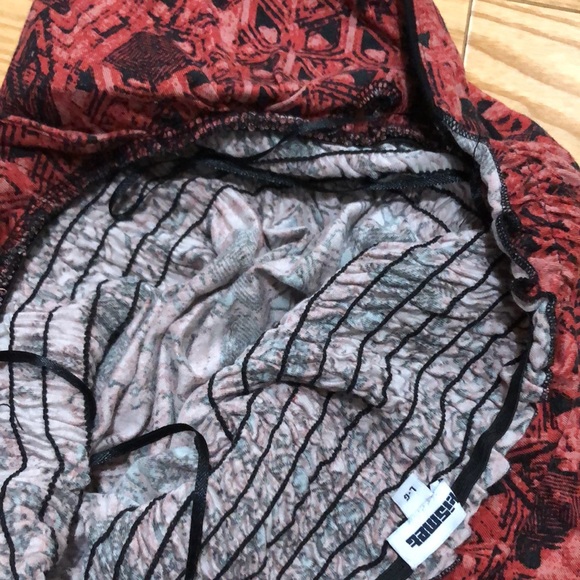 Halter Top - Picture 4 of 5